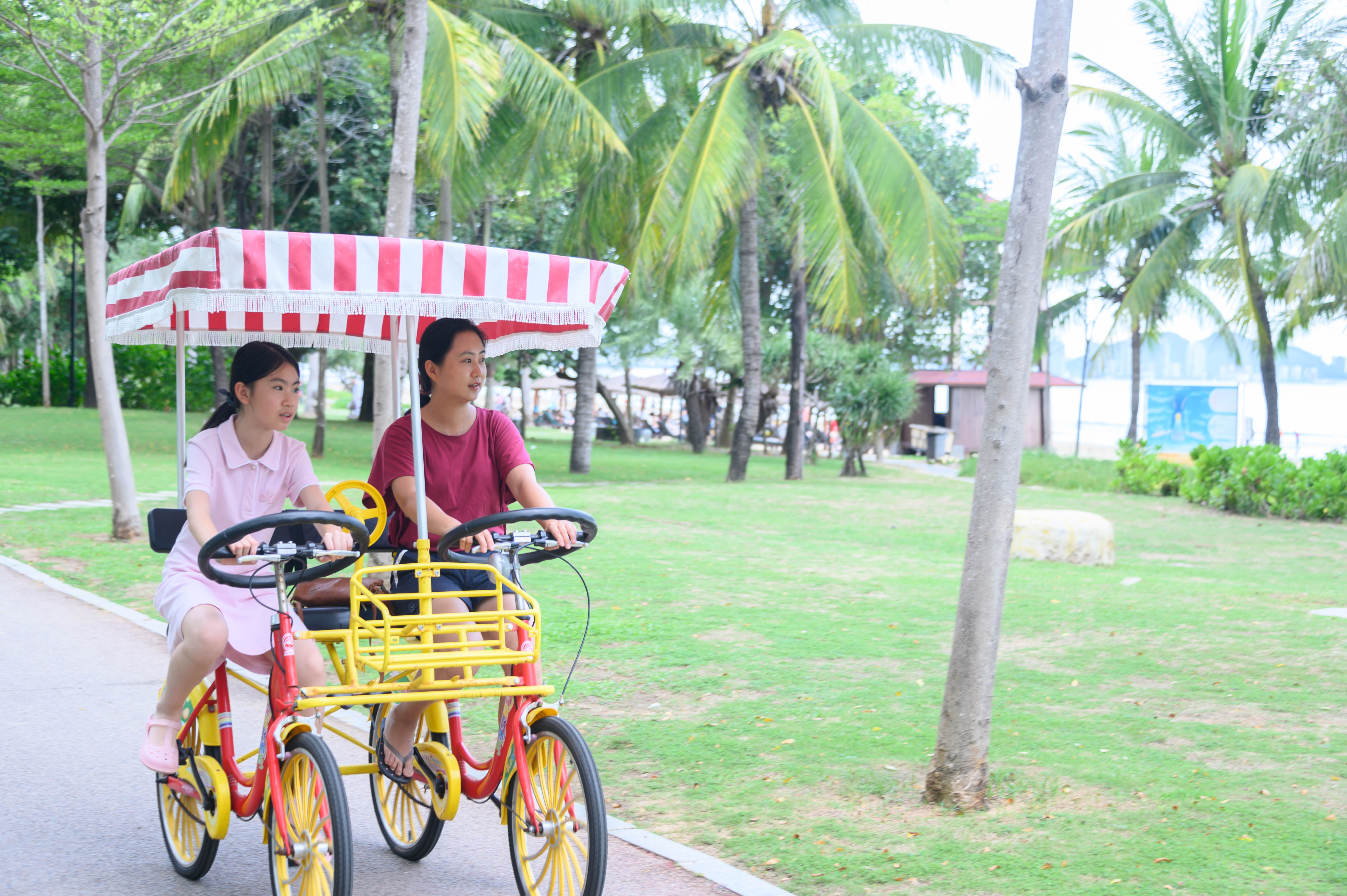 夏天的三亚海边有多热,三亚的夏天比广州和深圳都要凉快