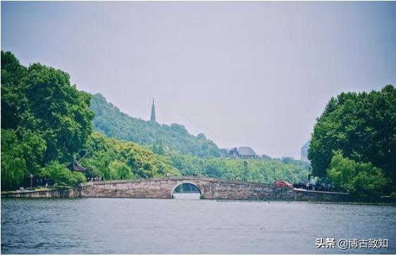 苏轼的豁达乐观的生活态度,苏轼豁达的千古名句