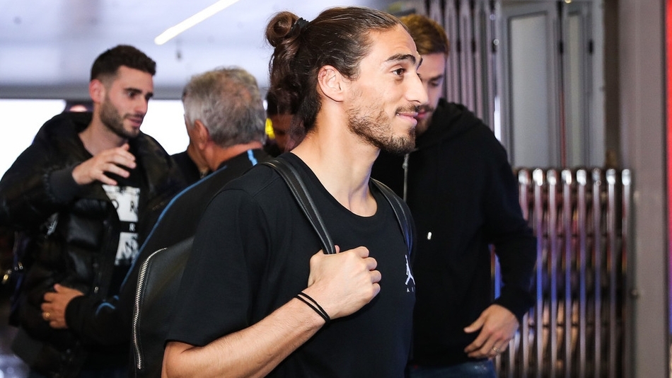 乌拉圭巨星爽约，泰国队长伤退，乌兹老友来访，卡氏国足将启征程