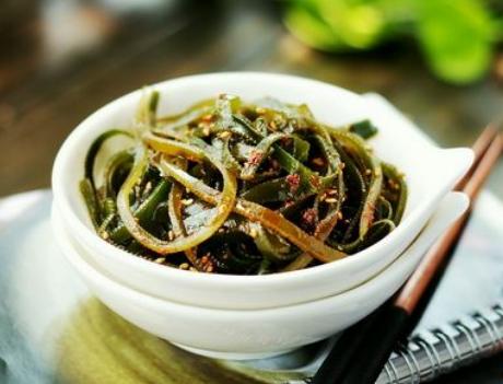 海带用水泡后怎样做才能软烂,海带如何泡发会又软又好吃