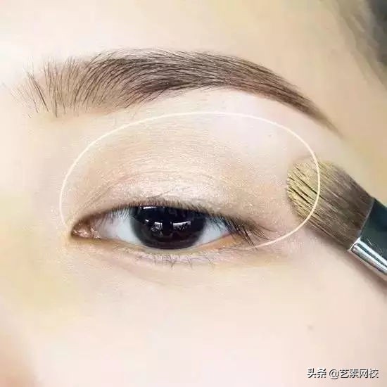 正确的淡妆化妆步骤怎样化淡妆,化简单淡妆化妆的正确步骤