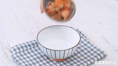 潮汕蛋炒饭的正宗做法,蛋炒饭回锅老干妈