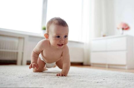 新生儿宝宝脸上湿疹该怎么办,新生儿脸上湿疹反反复复怎么办