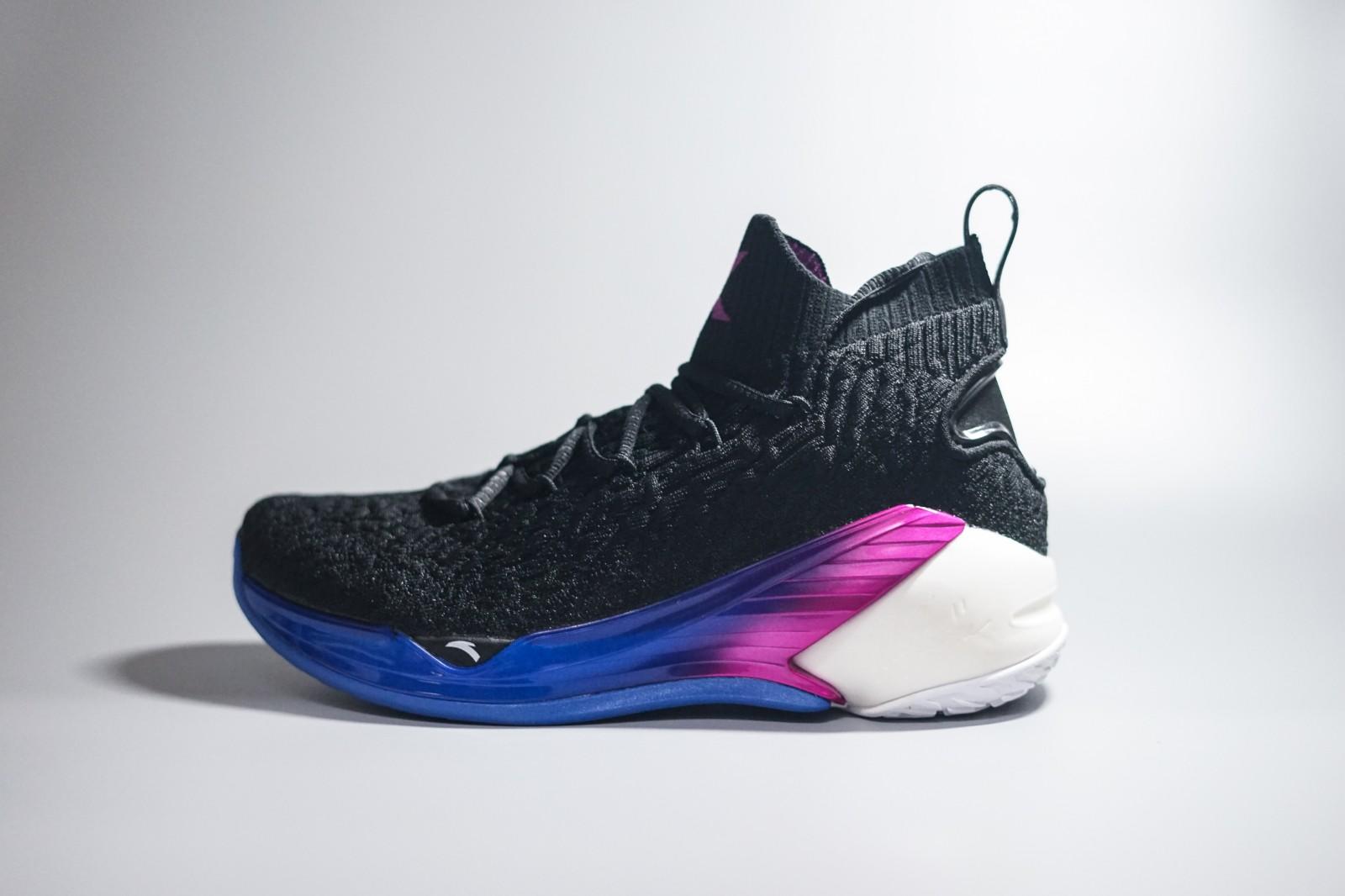 虚荣OR求实？KT7代配置拉满，CJ1代力求高端，安踏和李宁你爱谁？