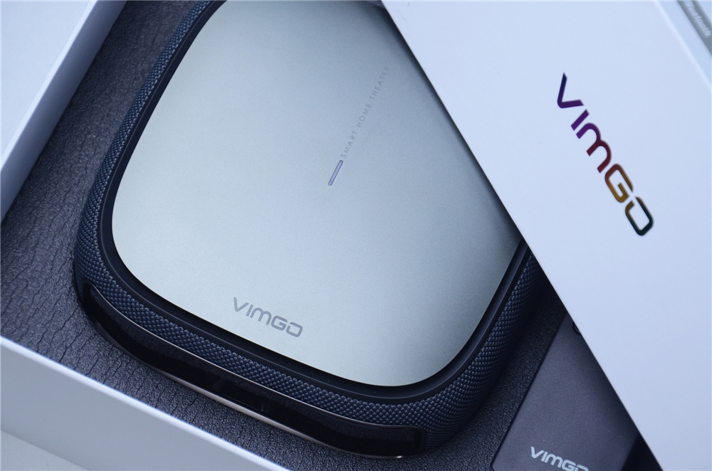 把家用投影仪放到电影院里投影,微果投影仪家用