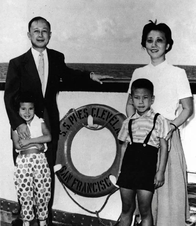 历史上的今天｜中国航天之父钱学森诞辰，五年归国路，十年两弹成