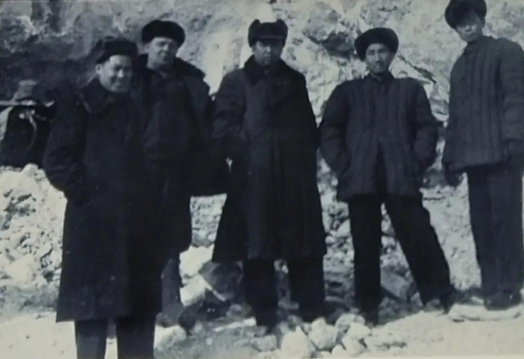 老物件成精故事,一个老物件的故事