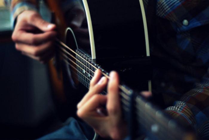 吉他初学者弦距,吉他入门太难不想学怎么办