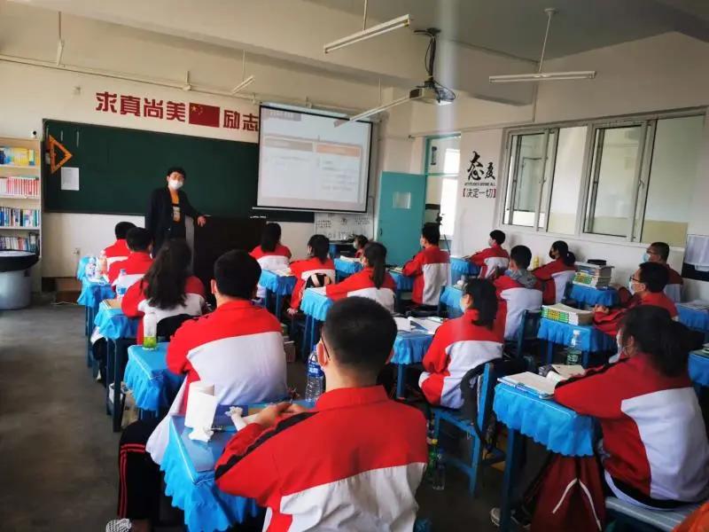 我们的大伙伴——冬义老师，辽阳集美中学初中部最美教师