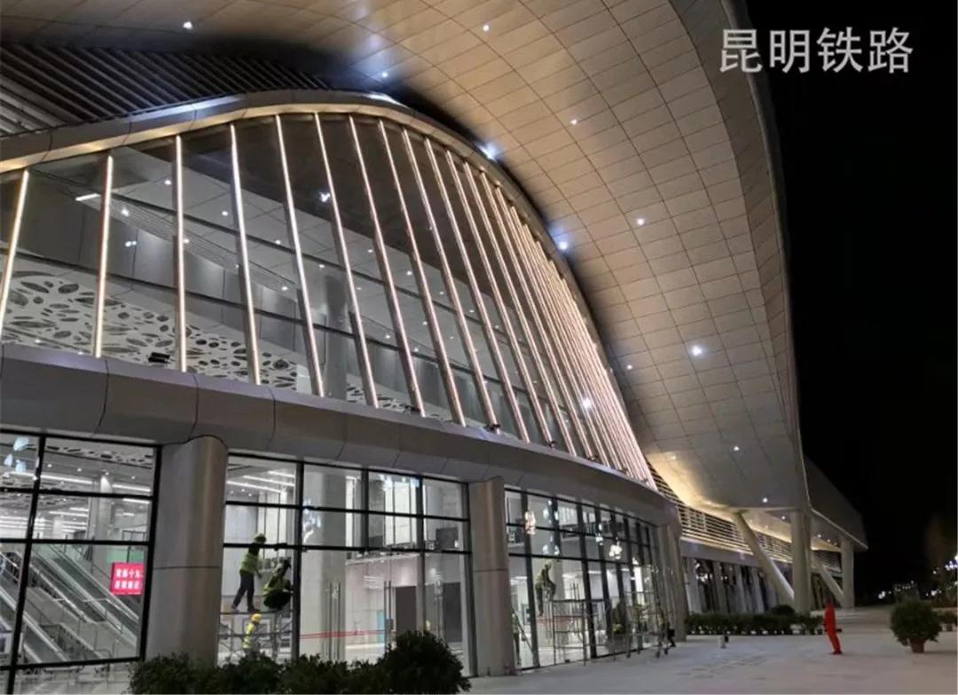 昆明到攀枝花的动车经过哪些站,昆明至攀枝花几小时