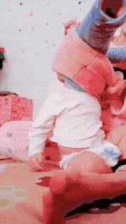 搞笑gif开心一刻,搞笑gif段子妹子你太皮了