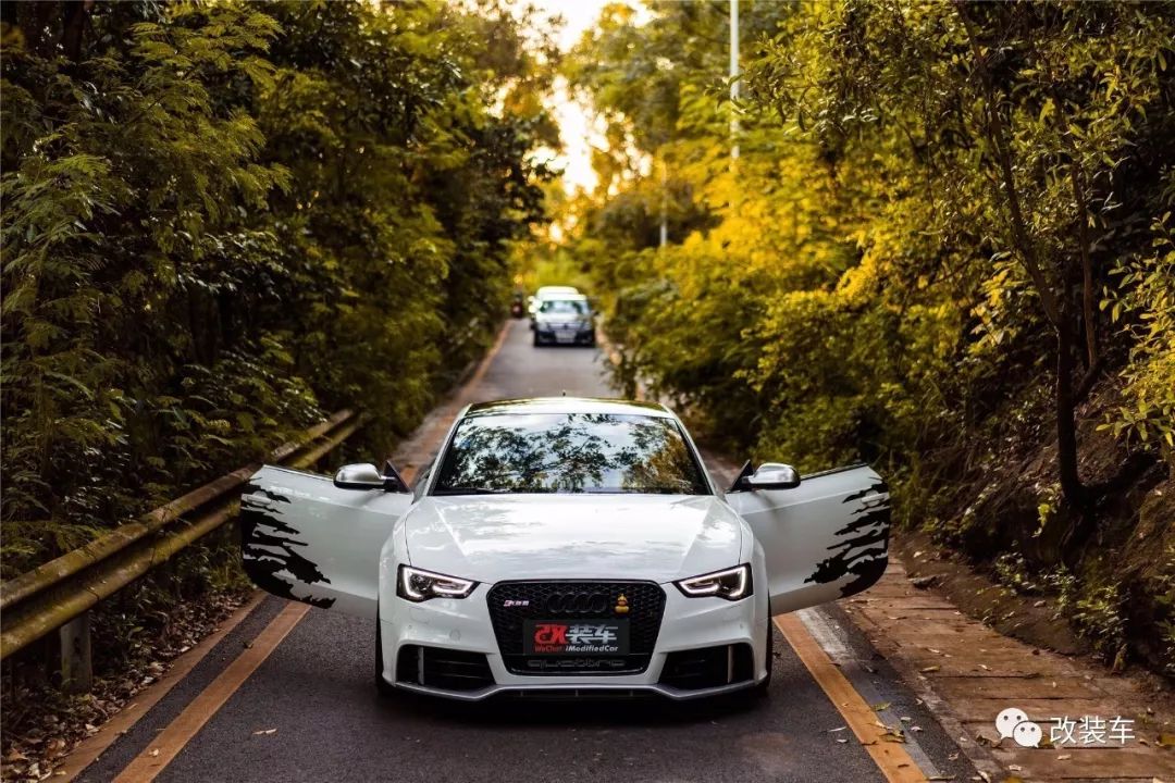 14代丰田皇冠改色,14代丰田皇冠颜值如何