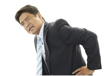 身上出现红色的红疹男性疾病,男人身上有红色小疹子的原因