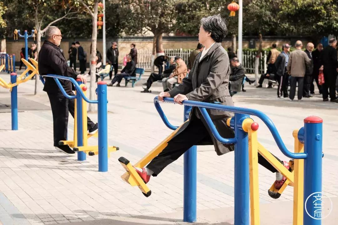 郑州火车头体育场老照片,郑州市火车头体育场