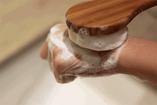 解决鸡皮肤的最有效方法,鸡皮肤用产品后起皮怎么改善