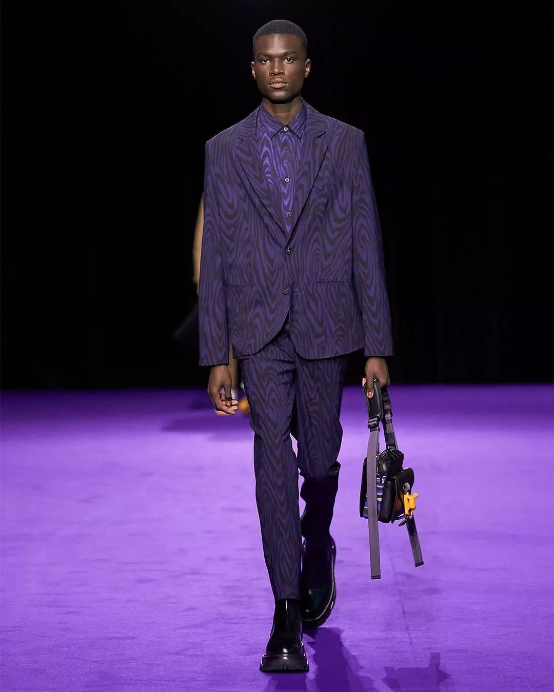 权志龙、水原希子都爱的KENZO是什么牌子？