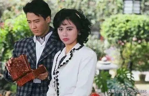 曾经生活在惊涛骇浪中的她为什么又站起来了？靠自救