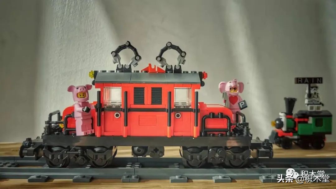 乐*官高**方套内moc最多的一款10183