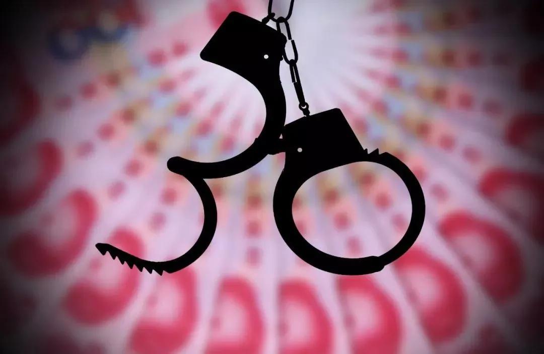 非法买卖香烟盈利3万元,非法销售电子烟获利8000什么处罚