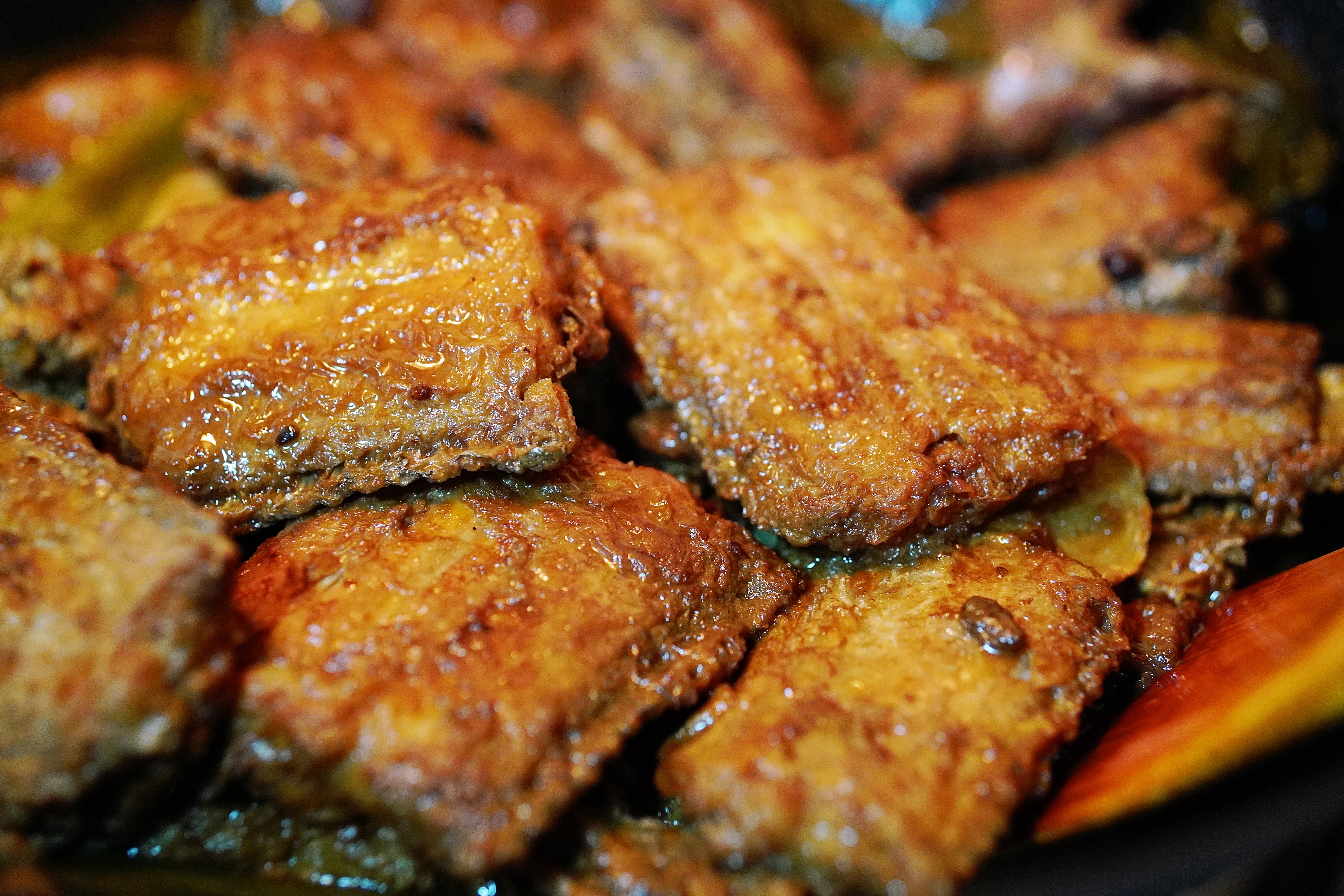 红烧带鱼最简单的做法不放油,红烧带鱼家常做法简单不油腻