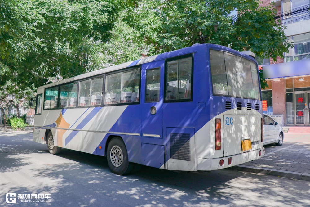 国产客车先行者,为我国客车发展打下基础,沈飞客车还有人记得吗?