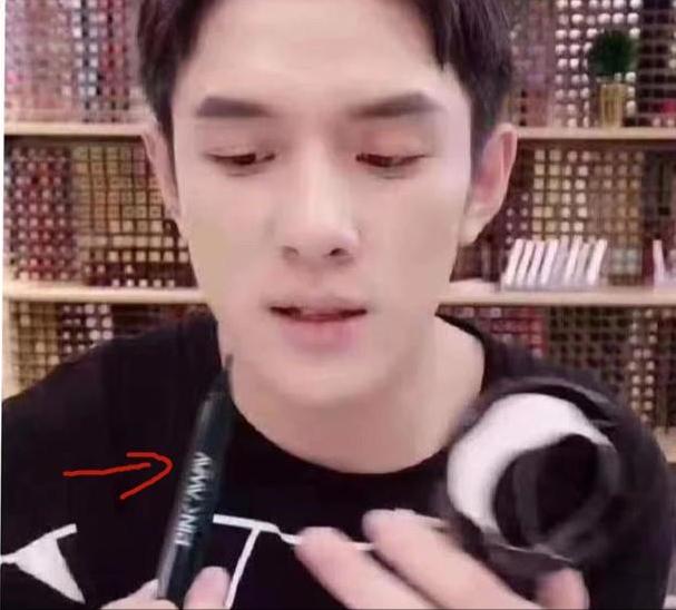 40岁女人新手化淡妆最简单方法,如何化出白天出门好看的淡妆