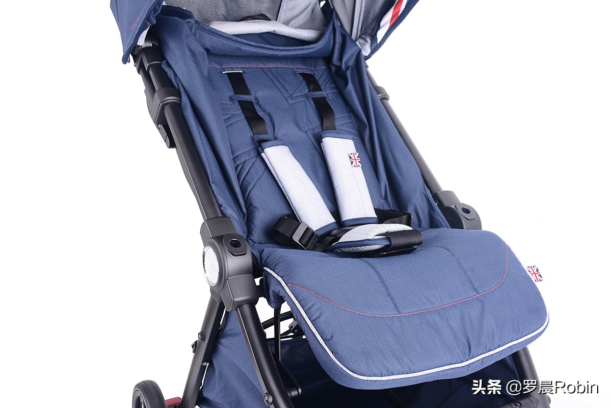 为宝宝挑选一款最合适的婴儿车,哪款轻便婴儿车比较好用