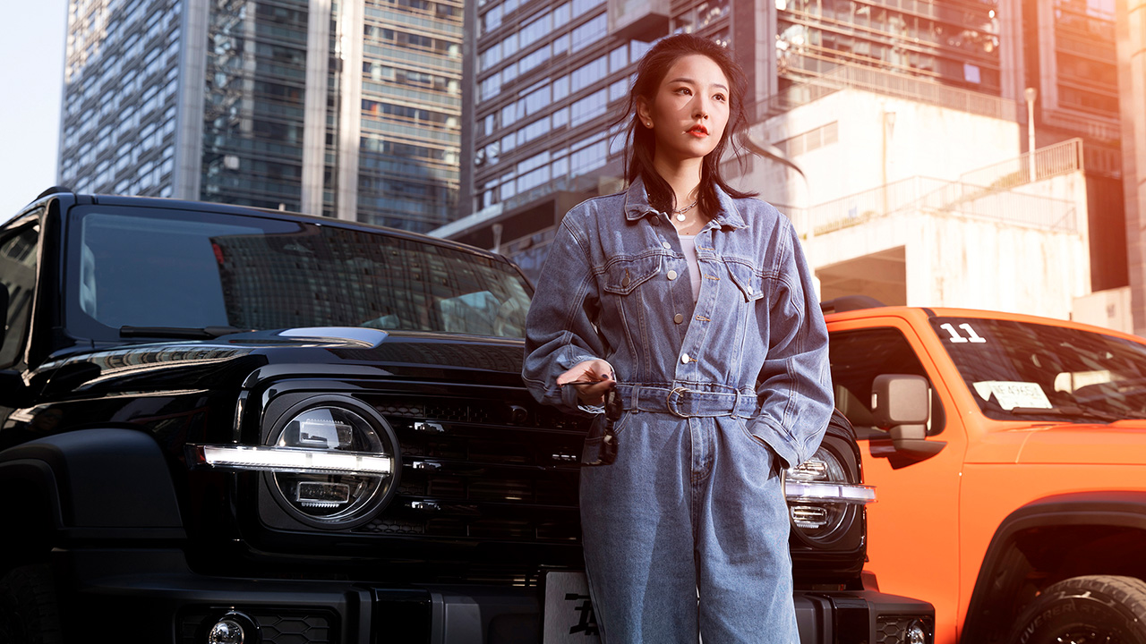 jeep牧马人vs坦克300,jeep牧马人坦克300