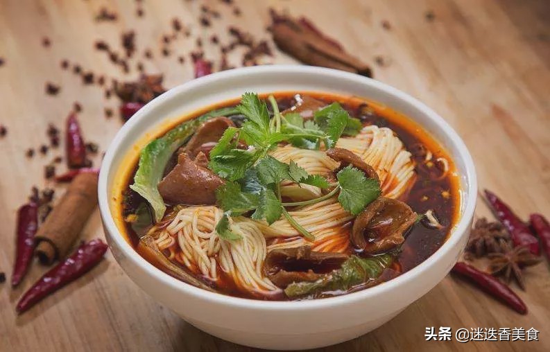 酸汤麻辣小面秘制配方大公开!酸香辣爽,馋的流口水