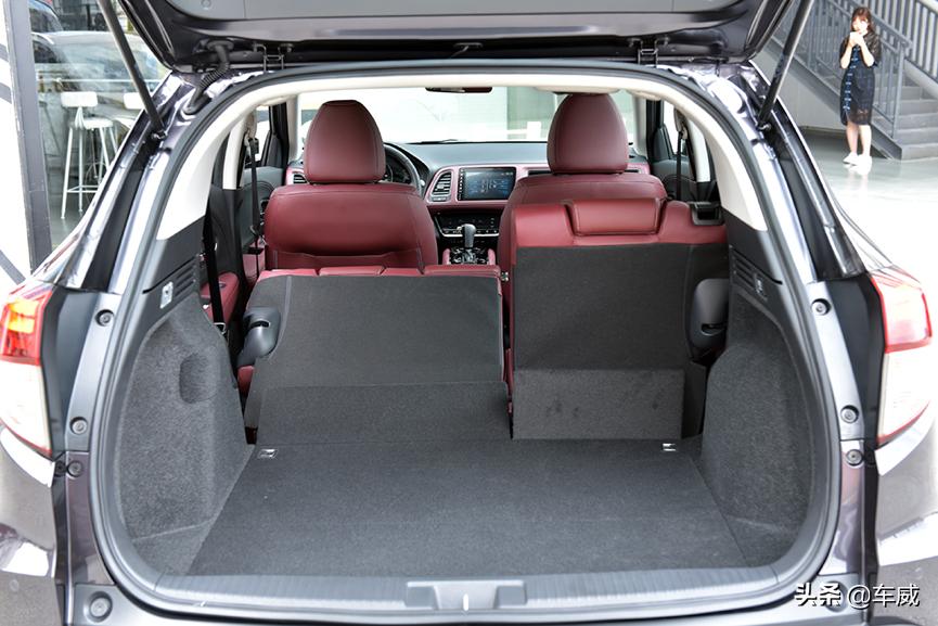 缤智的1.8和思域1.8是一样的吗,2022款缤智和十一代思域选哪款