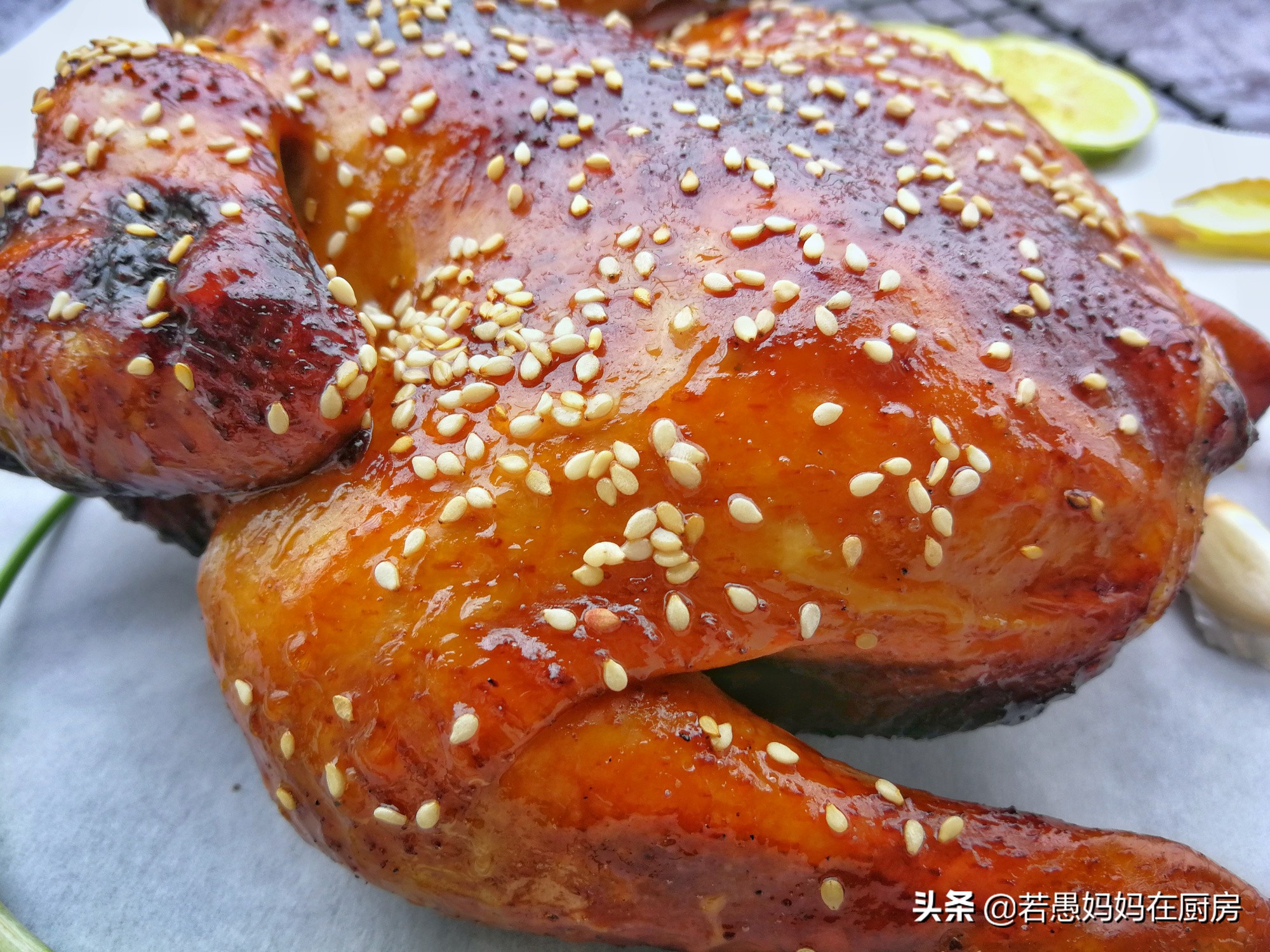 脆皮烤鸡做法烤箱家庭版,教你在家自制烤箱烤鸡