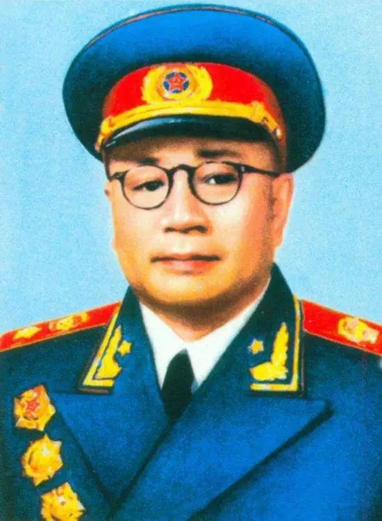 详解西南行政区*党**政军领导人在57年1月以前的工资与级别待遇