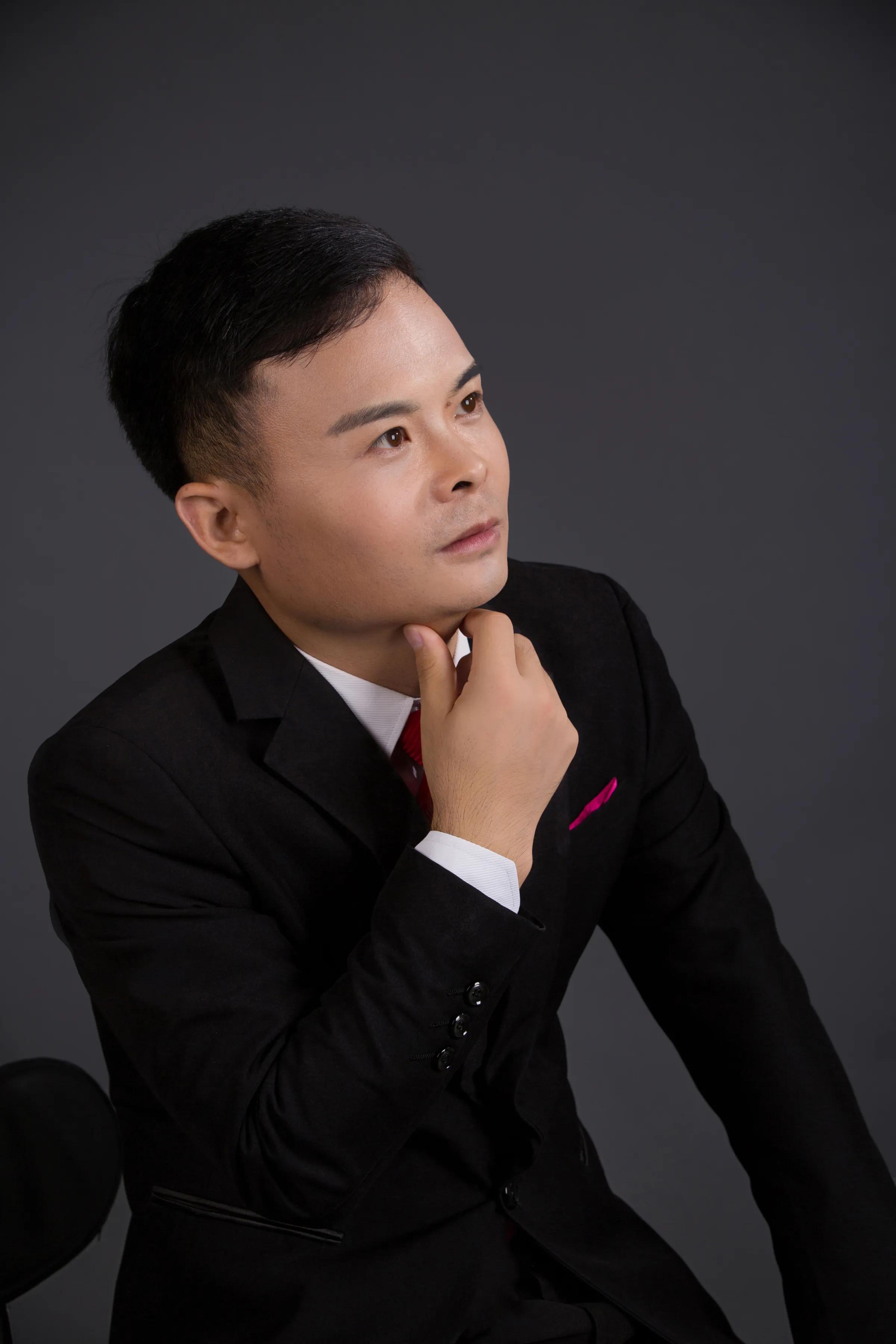 韩松庭：如何才能让你年轻富有？