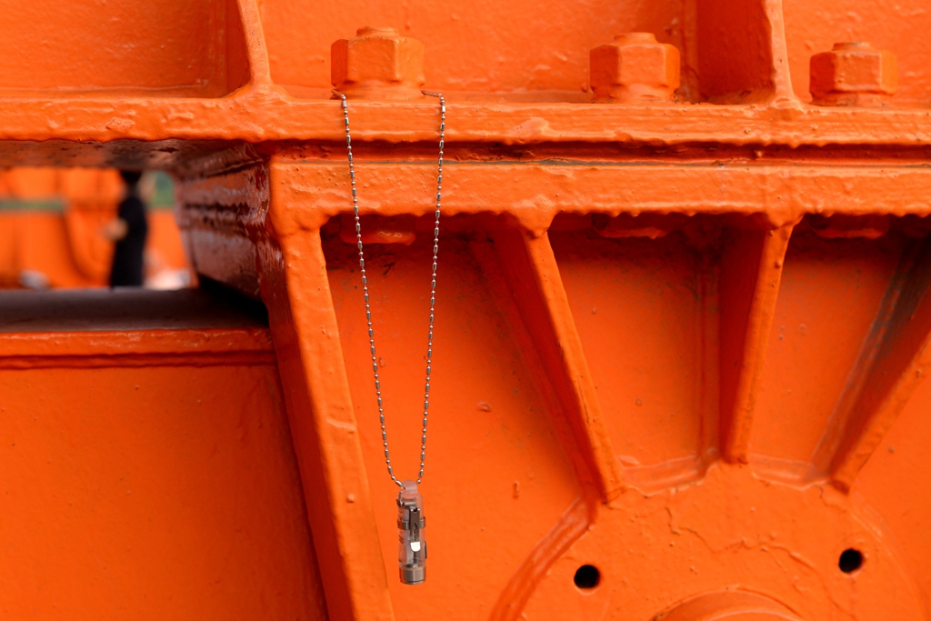 迷你手电超亮款测评,迷你小太阳551手电筒测评