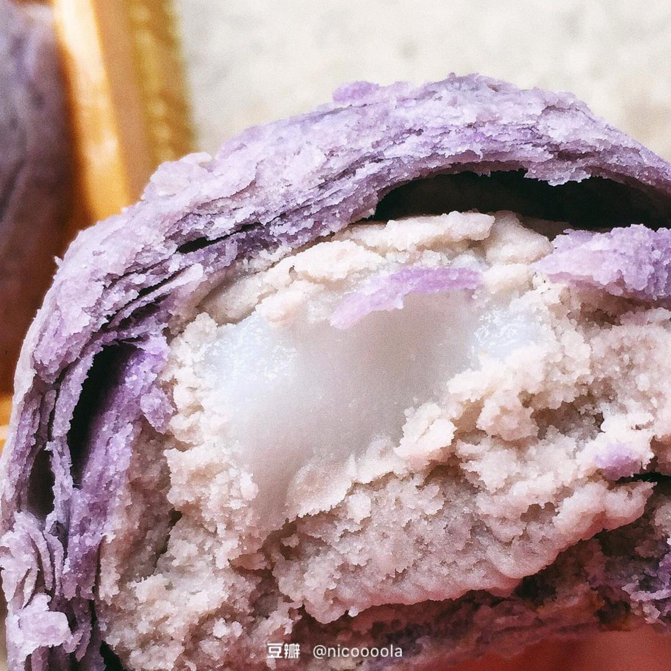 我在办公室的抽屉里，藏了一间小型超市