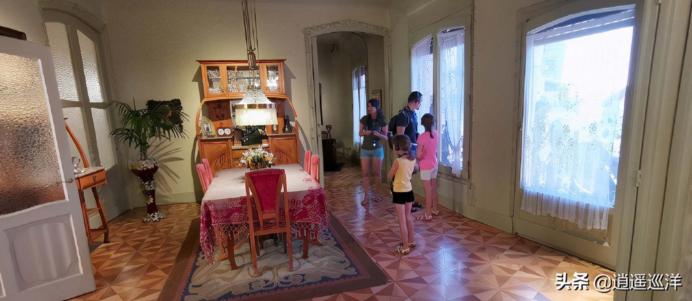 西班牙建筑大师高迪的建筑作品展,西班牙天才艺术设计大师高迪作品