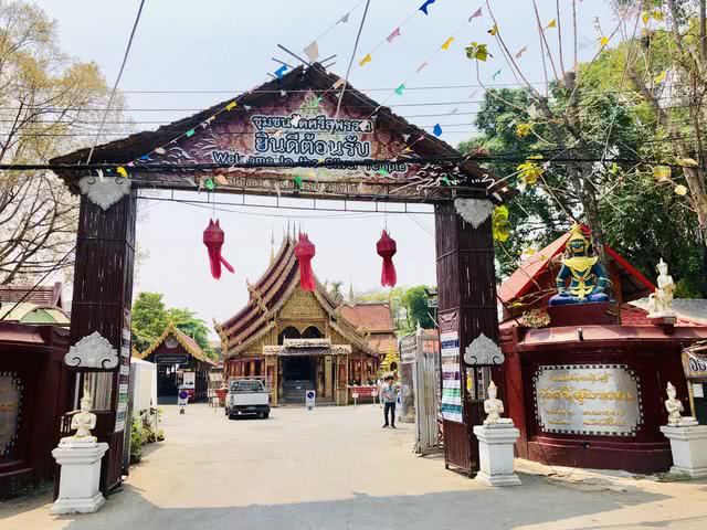 清迈县最神秘的寺庙,泰国清迈白色的寺庙叫什么