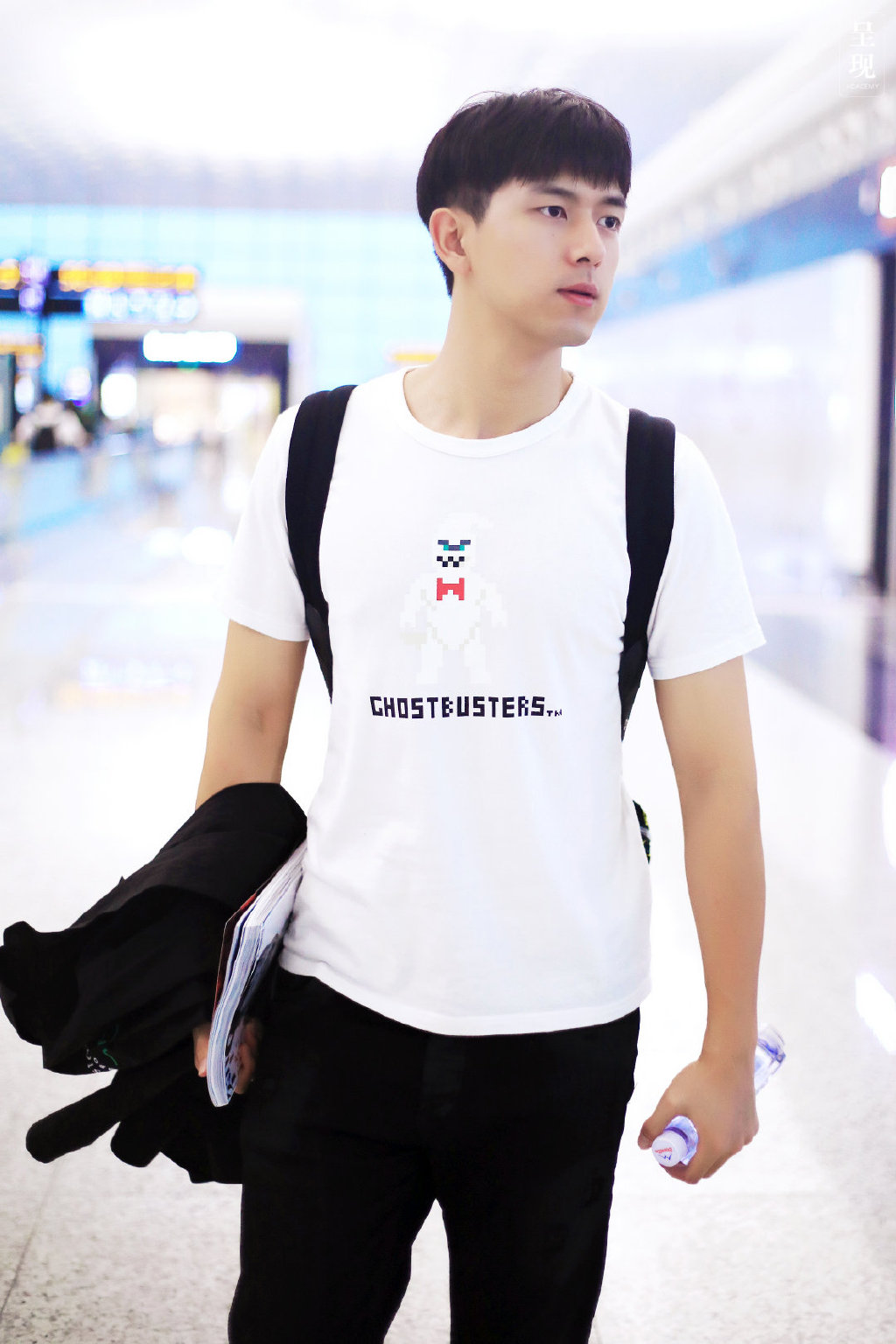 李现穿搭男生,李现穿衣搭配风格男生