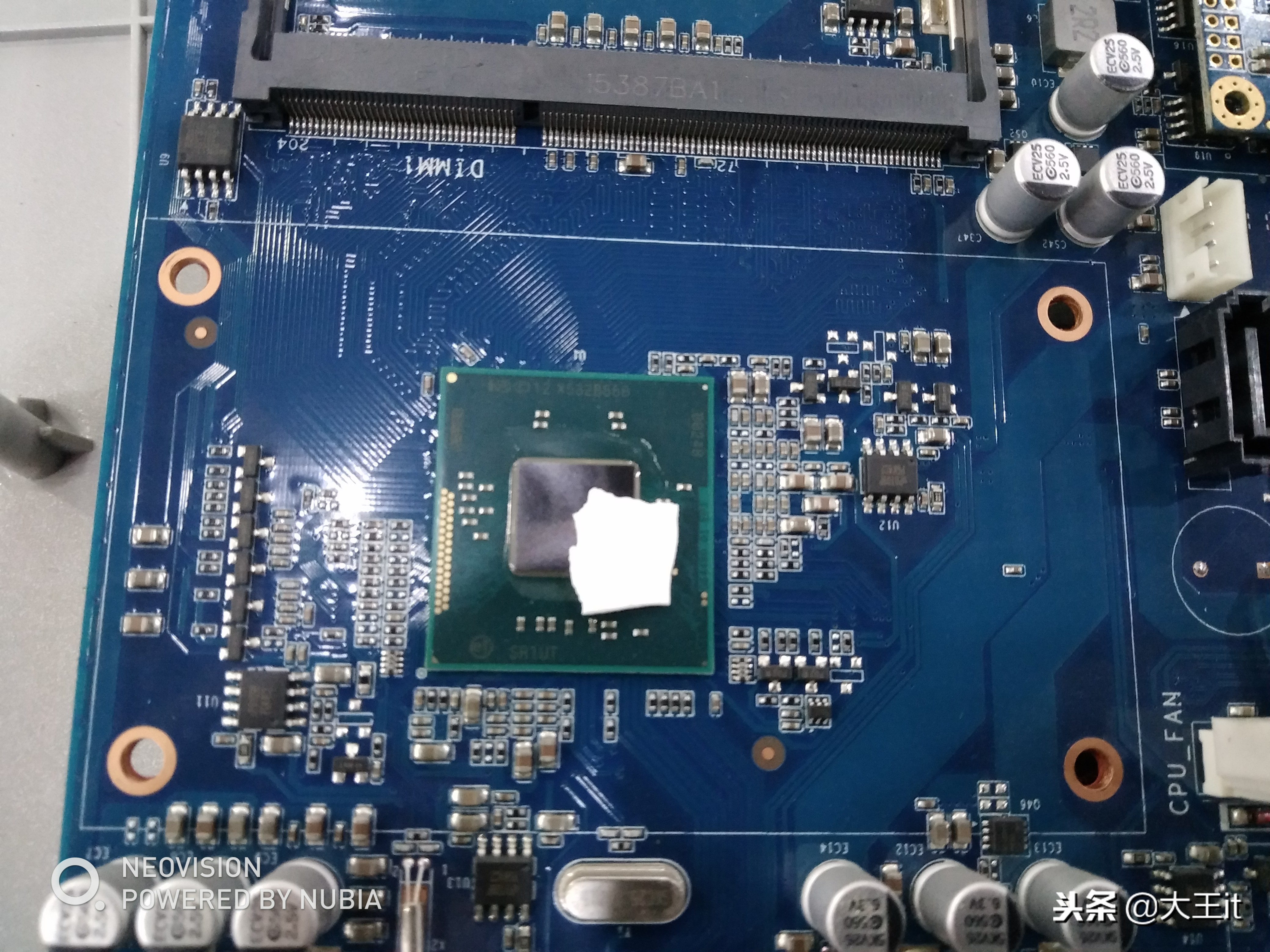 网上899买的苹果电脑被骗，鲁大师跑居然9W多分，全是山寨配件