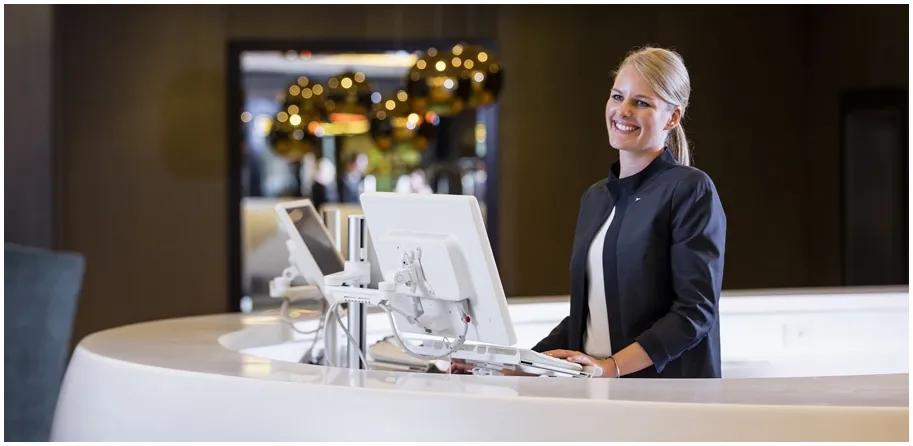 酒店前台接待的诀窍,酒店前台接待教程视频