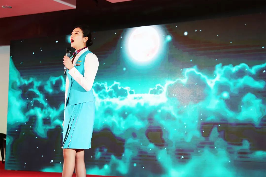 看图识人的女人是谁,看图识人这个女人是谁