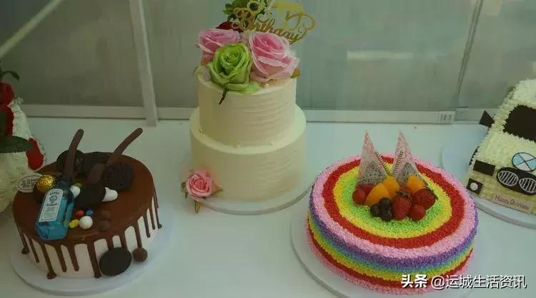 市民排队免费吃蛋糕：运城天鹅湾“生日颂烘焙”开业大酬宾