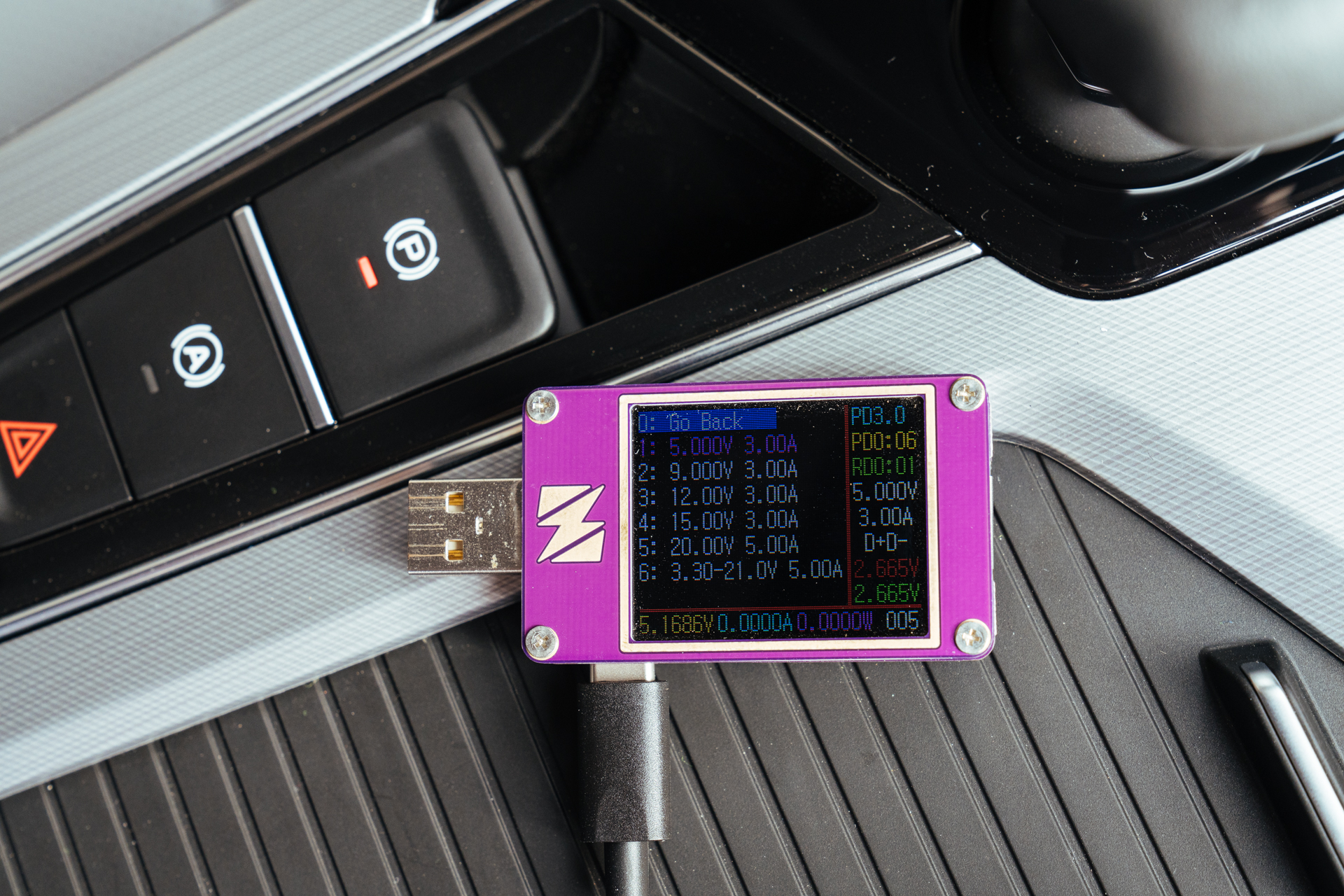 国庆自驾出行全能核电站:倍思160W三口QC5认证车载充电器评测