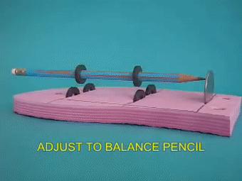 穷人的乐高什么样?印度大佬用垃圾做的玩具,火了