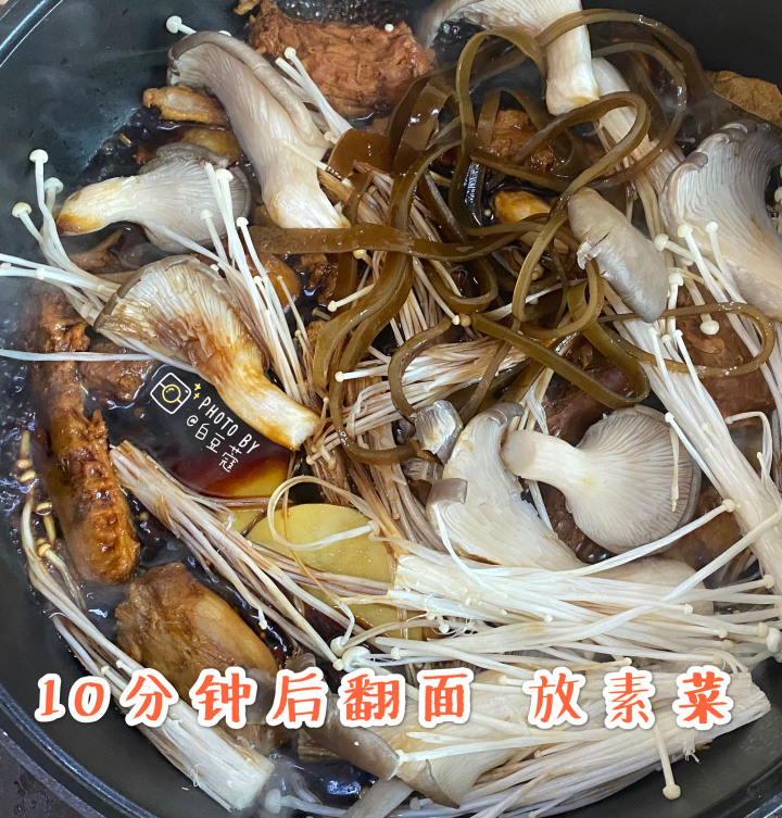 在家做简单美食周黑鸭,仅需2步教你做周黑鸭甜辣可口