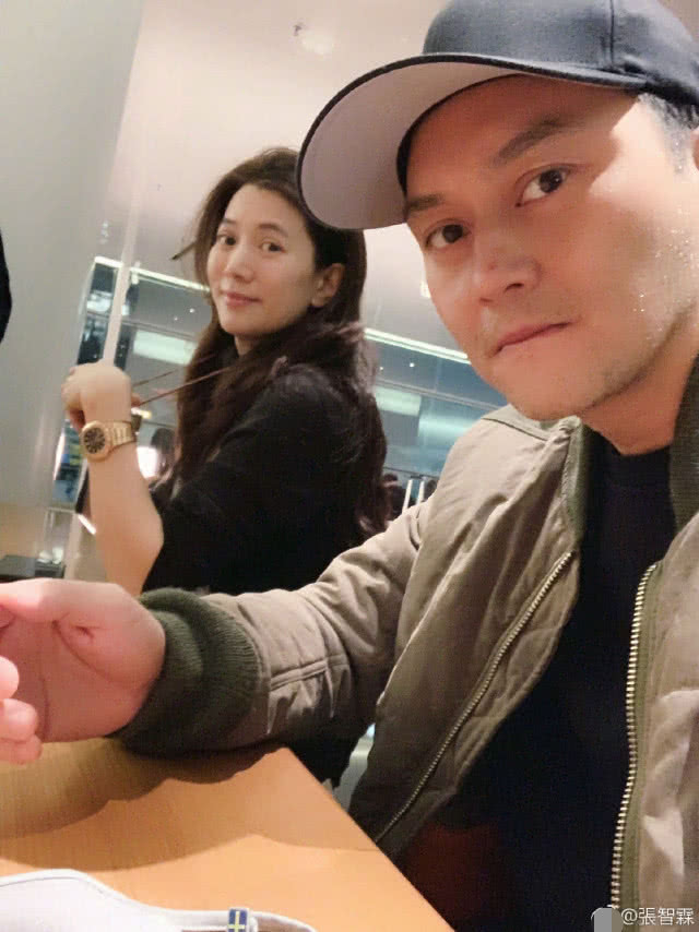 张智霖儿子街头对话,张智霖和儿子超像