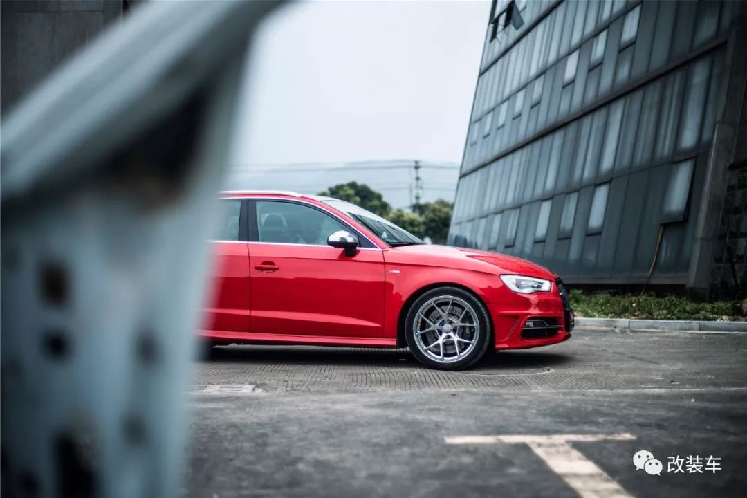 奥迪a3升级17款前杠,奥迪a335tfsi改装