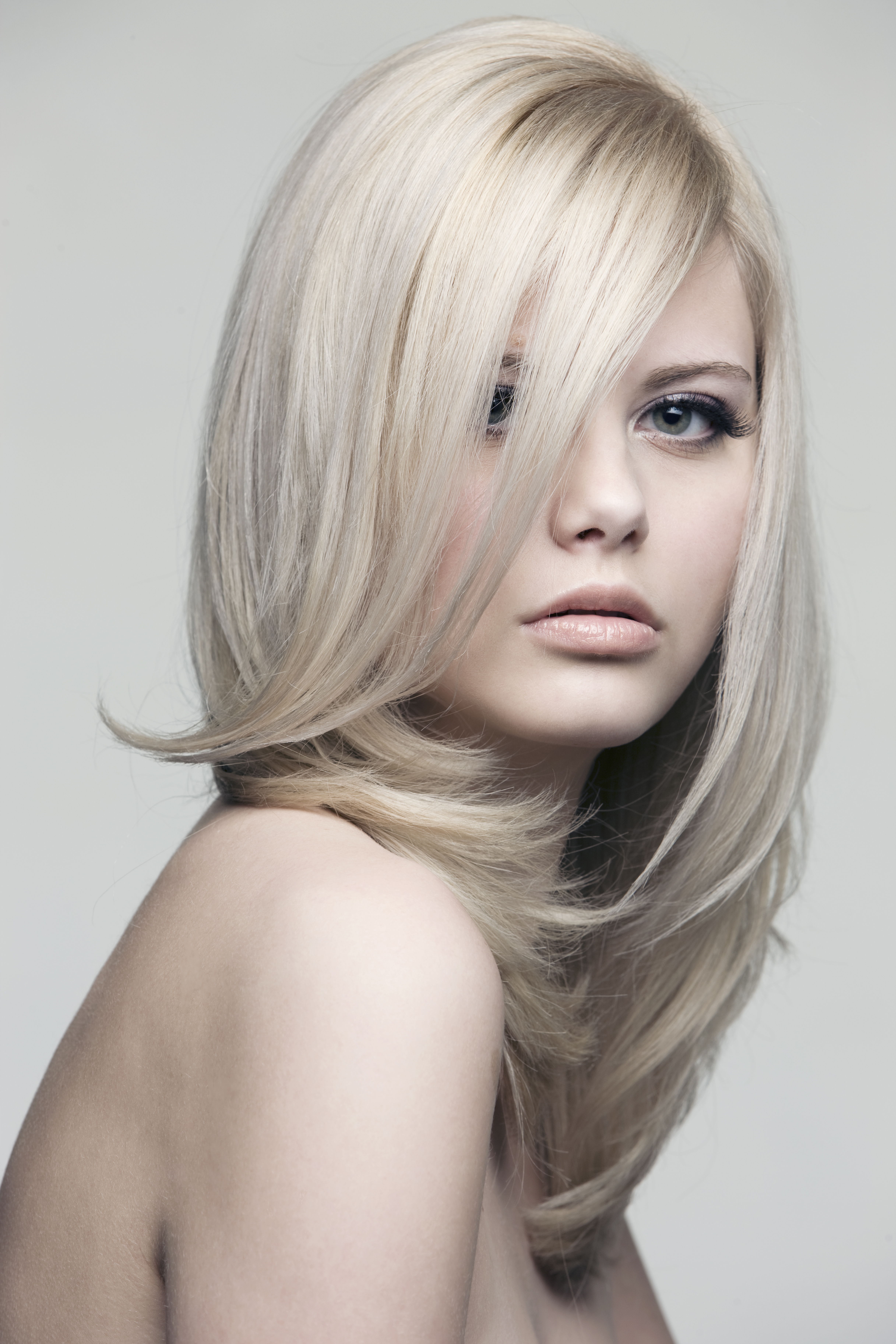 洗发水买无硅油的还是含硅油的,无硅油洗发水好还是有硅油的好