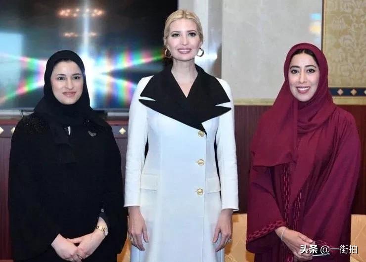 伊万卡身穿金黄色裙,伊万卡迪拜之行