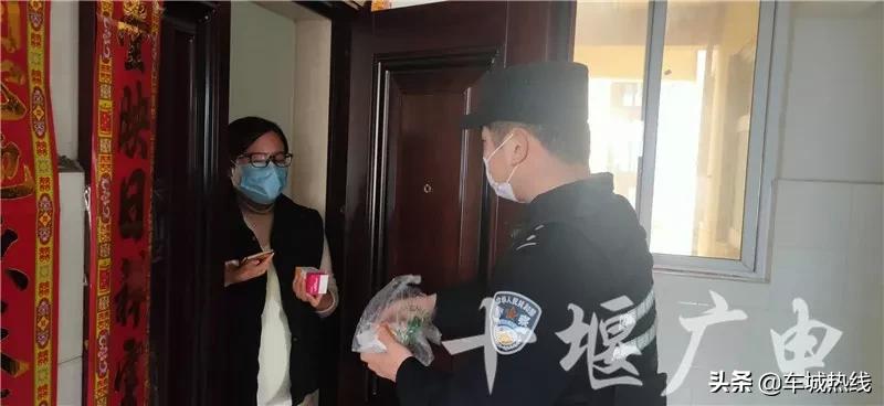 “打赢这场仗，就回去和你结婚”这是十堰最动人的告白